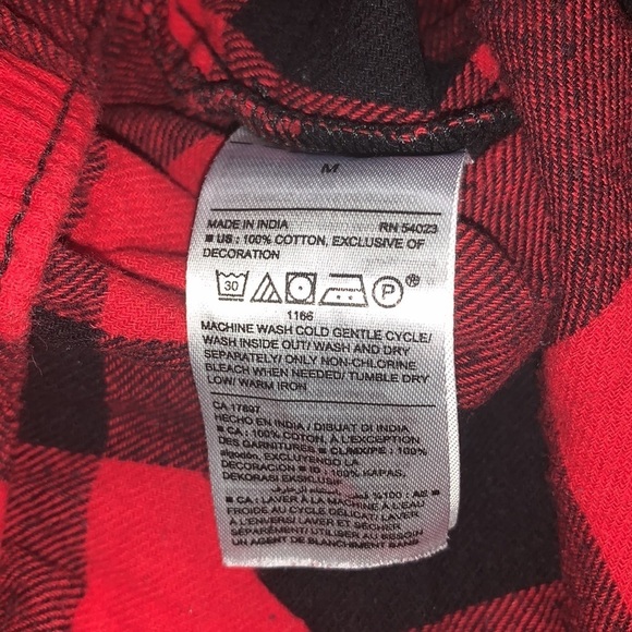 Women’s Old Navy Plaid Shorts - Picture 3 of 3